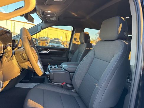 New 2026 GMC Sierra 1500 Elevation image 18