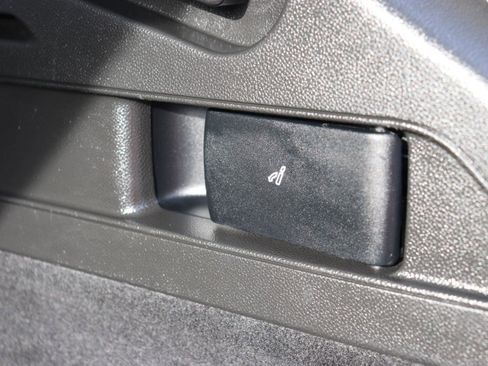 Used 2023 Maserati Grecale GT image 57