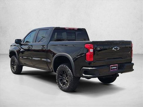New 2026 Chevrolet Silverado 1500 ZR2 w/ Dark Appearance Package AWD/4WD image 9