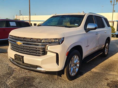 Used 2023 Chevrolet Tahoe Premier image 3