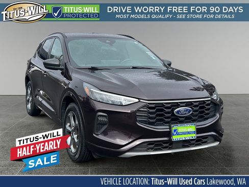 Used 2023 Ford Escape ST-Line w/ Tech Pack #1 AWD/4WD image 1