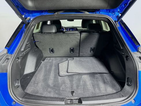 Used 2024 Chevrolet Equinox EV RS image 27