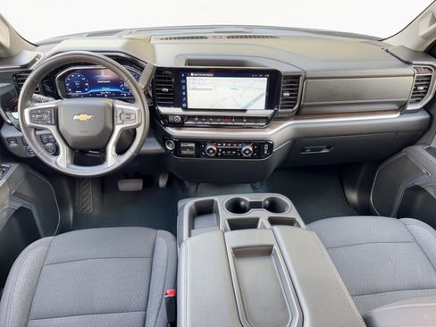 Certified 2025 Chevrolet Silverado 3500 LT w/ Safety Package AWD/4WD image 17