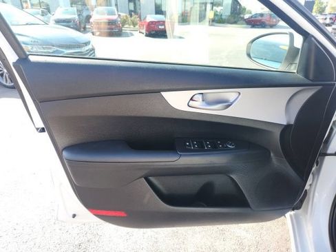 Used 2024 Kia Forte LXS FWD image 13