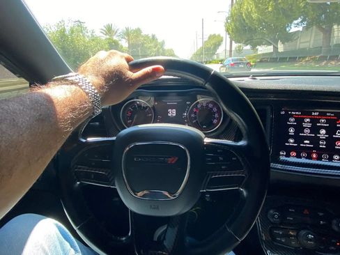Used 2020 Dodge Challenger SXT RWD image 35