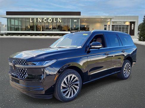 New 2025 Lincoln Navigator Black Label image 2