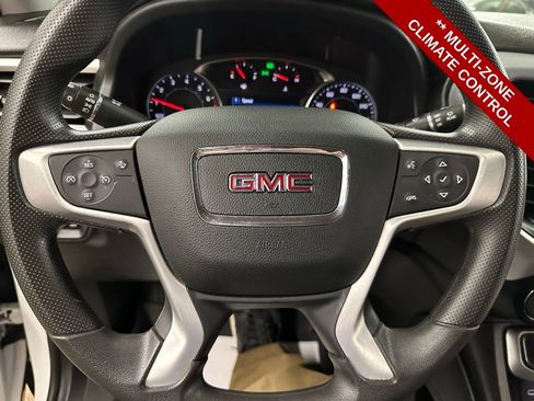 Used 2023 GMC Acadia SLE w/ Driver Convenience Package image 22