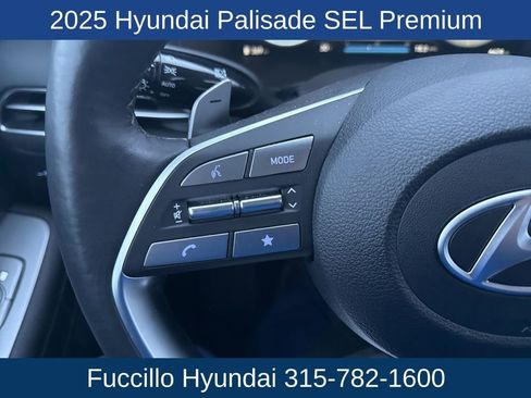 Used 2025 Hyundai Palisade SEL AWD/4WD image 17