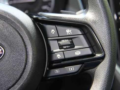 Used 2025 Subaru Crosstrek 2.5i Premium AWD/4WD image 24