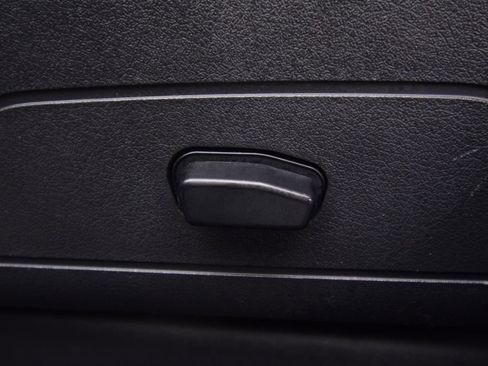 Used 2016 Jeep Patriot High Altitude image 23