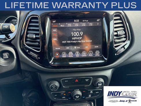 Used 2020 Jeep Compass Limited AWD/4WD image 19