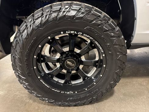 Used 2026 RAM 3500 Laramie AWD/4WD image 21