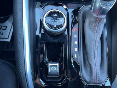 Certified 2024 Chevrolet Colorado Z71 w/ Z71 Convenience Package 2 image 25