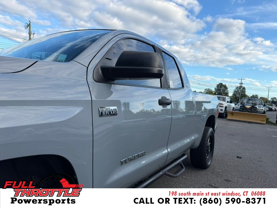 Used 2019 Toyota Tundra SR5 AWD/4WD image 5