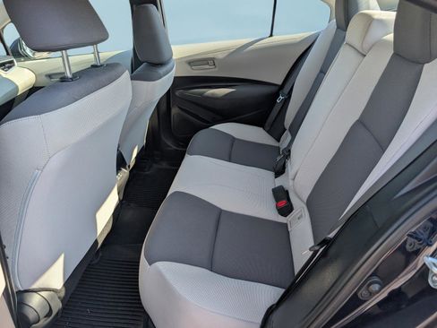 Used 2023 Toyota Corolla LE image 12