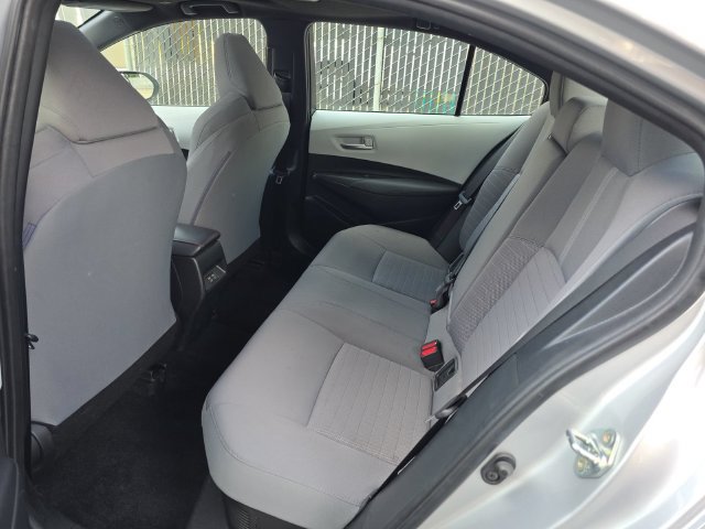 Used 2024 Toyota Corolla SE w/ SE Package FWD image 8