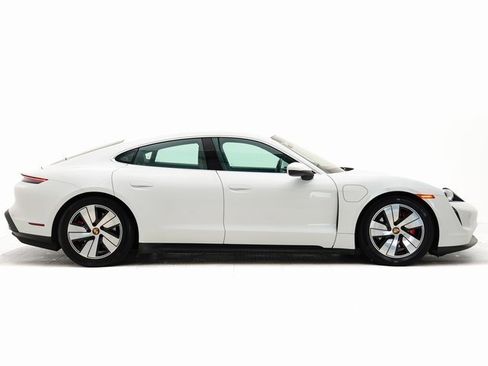 Used 2024 Porsche Taycan 4S image 28