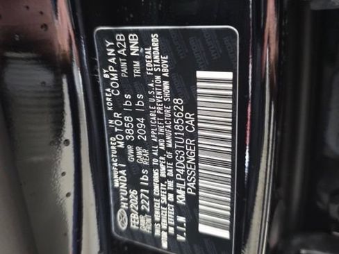 Used 2026 Hyundai Elantra Limited FWD image 15
