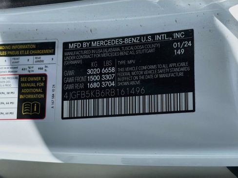 Used 2024 Mercedes-Benz GLE 450 4MATIC image 32