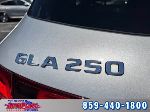 Used 2023 Mercedes-Benz GLA 250 4MATIC image 16