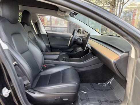 Used 2020 Tesla Model 3 Performance image 33