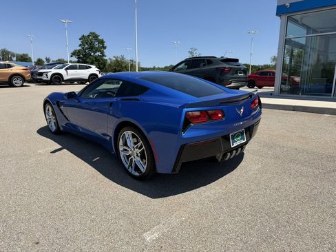 Used 2019 Chevrolet Corvette Stingray Coupe w/ Battery Protection Package RWD image 4