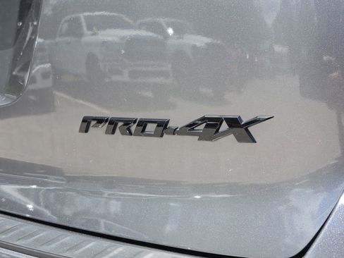 Used 2025 Nissan Armada PRO-4X w/ Pro-4X Premium Package AWD/4WD image 11