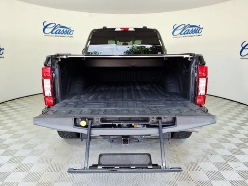 Used 2020 Ford F250 Lariat w/ Lariat Value Package AWD/4WD image 5