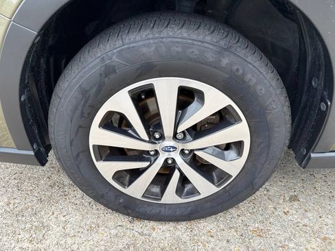 Used 2021 Subaru Outback Premium AWD/4WD image 27