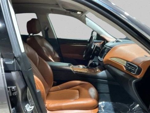 Used 2022 Maserati Levante GT image 19