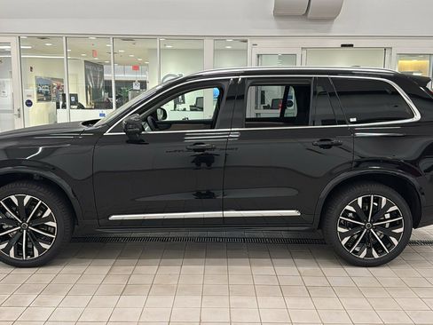 Used 2026 Volvo XC90 B6 Plus w/ Protection Package Premier image 8