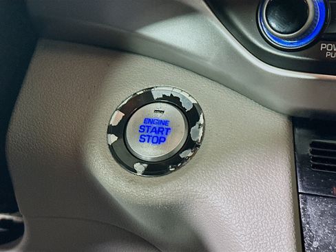 Used 2020 Hyundai Elantra Value Edition FWD image 20