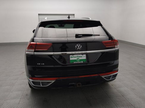 Used 2021 Volkswagen Atlas Cross Sport SE w/ Panoramic Sunroof Package FWD image 6