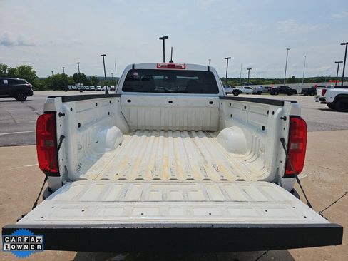 Used 2021 Chevrolet Colorado LT w/ Safety Package RWD image 6