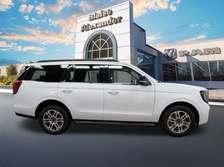 Used 2025 Ford Expedition Active video 2