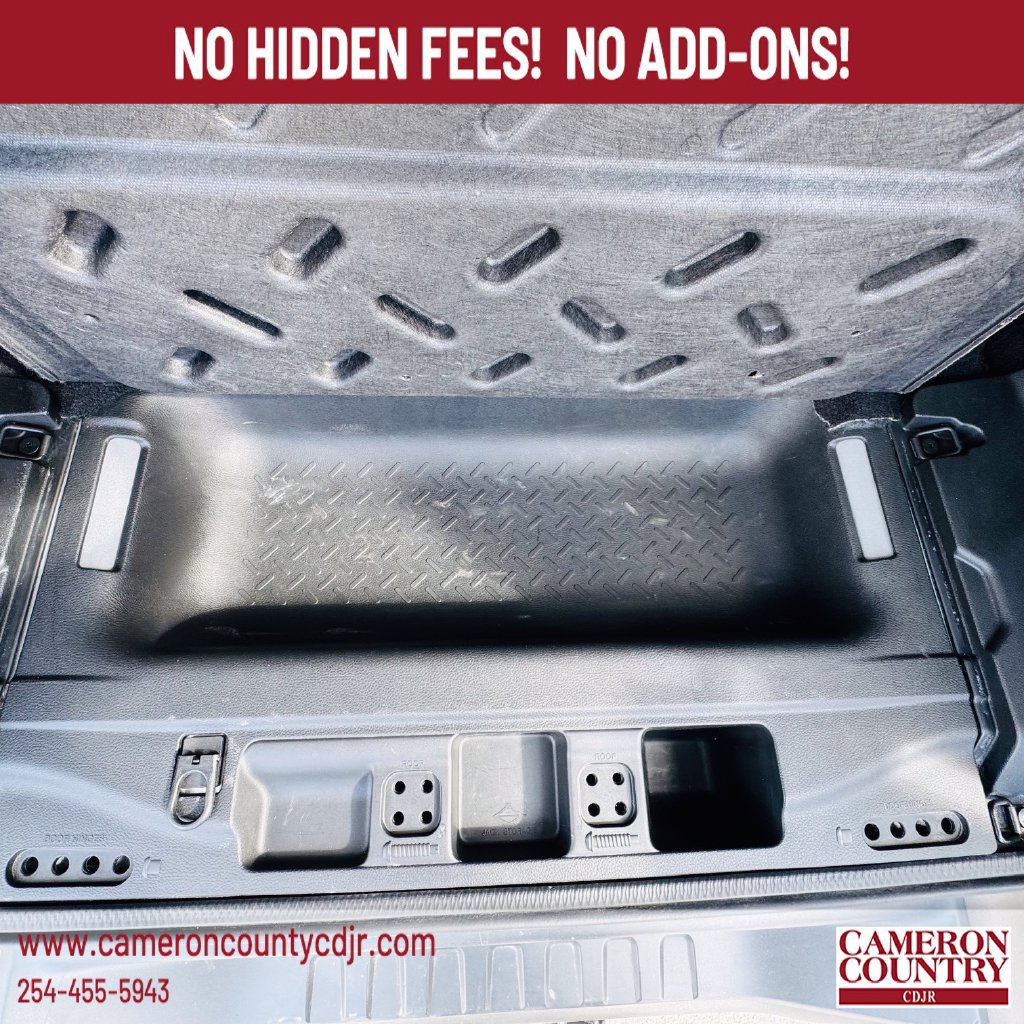 Used 2017 Jeep Wrangler Unlimited Sahara AWD/4WD image 17