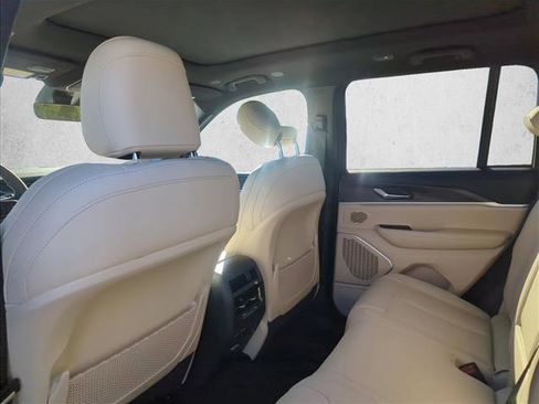 New 2026 Jeep Grand Cherokee Limited w/ Limited Altitude Package RWD image 17