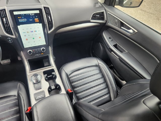 Certified 2024 Ford Edge SEL AWD/4WD image 13
