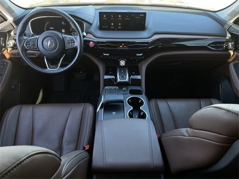Certified 2023 Acura MDX FWD w/ Technology Package image 11
