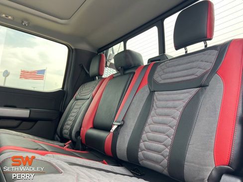 New 2025 Ford F250 Lariat w/ Lariat Ultimate Package image 31