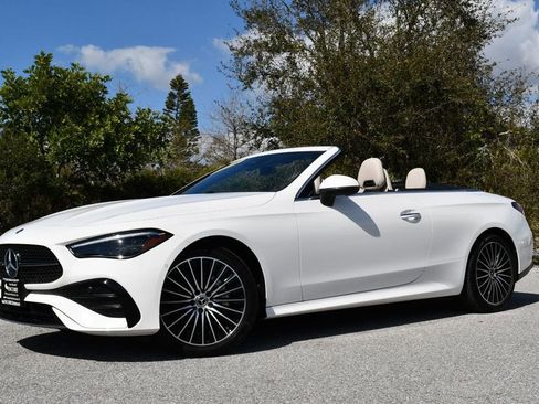 Used 2025 Mercedes-Benz CLE 300 4MATIC Cabriolet image 25