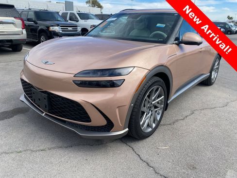 Used 2024 Genesis GV60 Advanced image 1