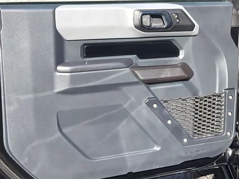 Used 2024 Ford Bronco Black Diamond image 11
