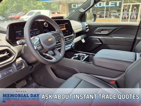 New 2026 Chevrolet Silverado EV LT AWD/4WD image 3