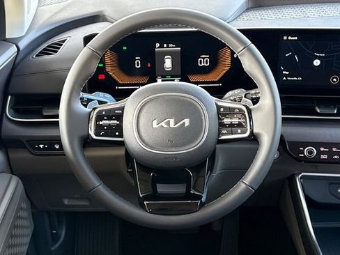 New 2026 Kia Carnival EX image 16