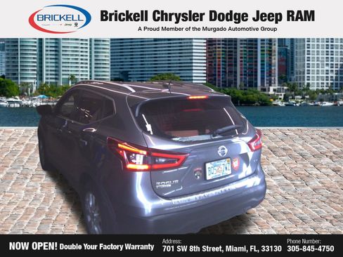 Used 2021 Nissan Rogue S FWD image 16