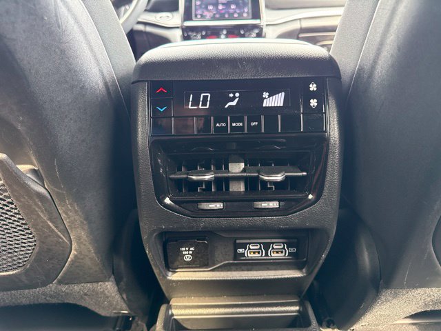 Used 2023 Jeep Grand Cherokee L Laredo AWD/4WD image 20