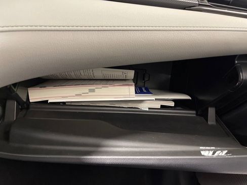 Used 2023 Toyota Camry SE image 28