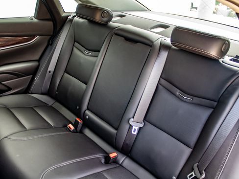 Used 2014 Cadillac XTS Premium AWD/4WD image 19