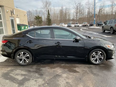Used 2022 Nissan Sentra SV image 4
